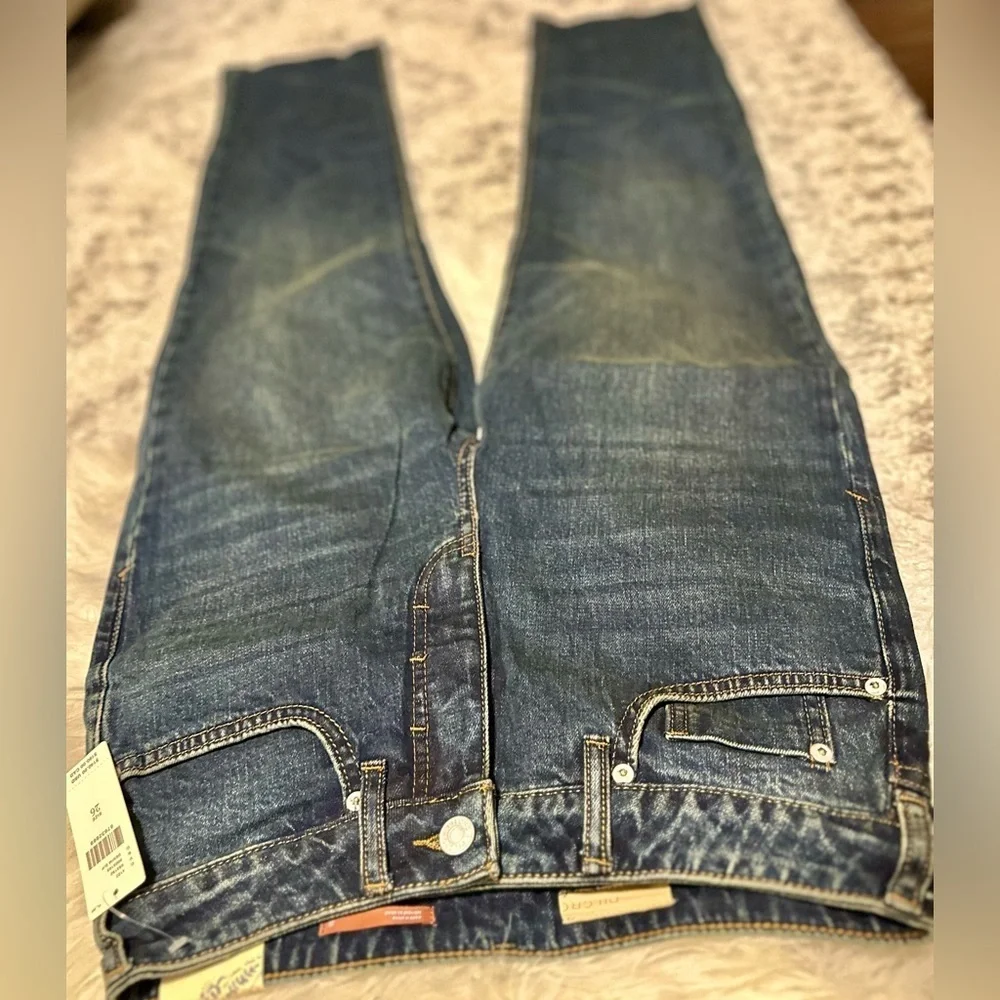 RARE Pilcro NWT Classic Ultra High-Rise Straight Jeans—26 - Picture 8 of 15
